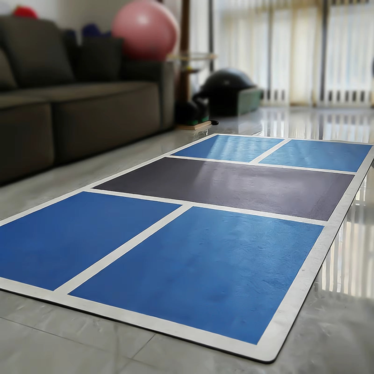 Duo Court mat in a living room